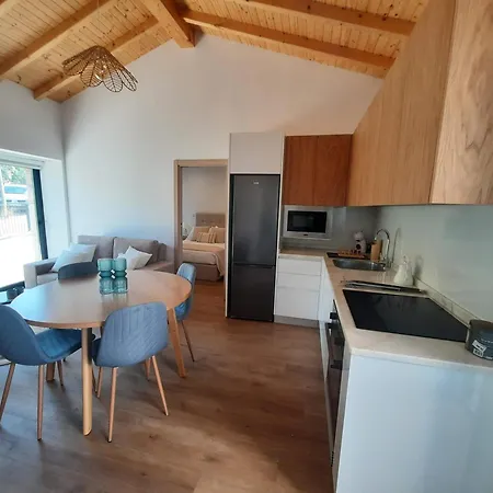 Casas Peralta - Outeiro