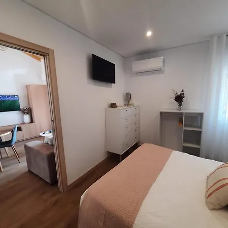 Casas Peralta - Outeiro Apartment