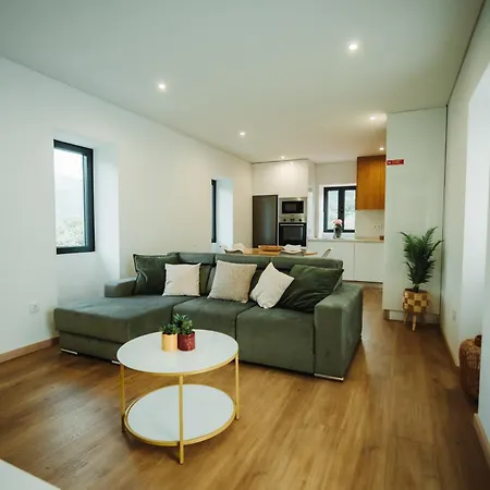Casas Peralta - Outeiro Daire