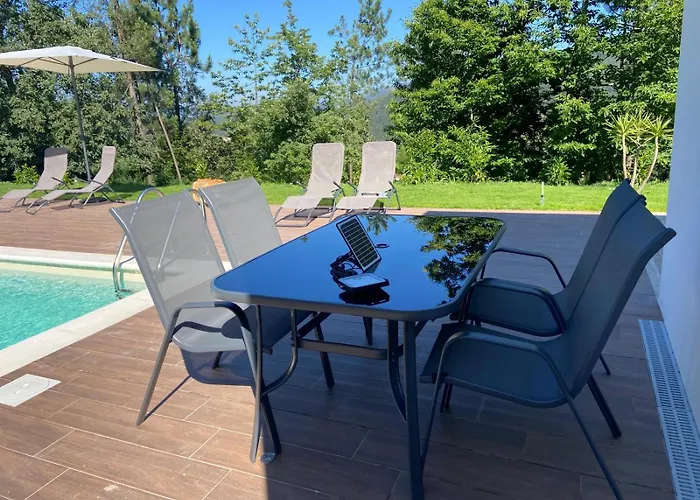 Casas Peralta - Outeiro * Arouca