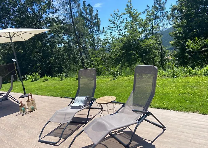 Casas Peralta - Outeiro * 아로카