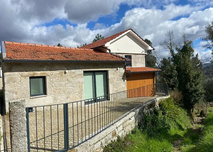 Casas Peralta - Outeiro