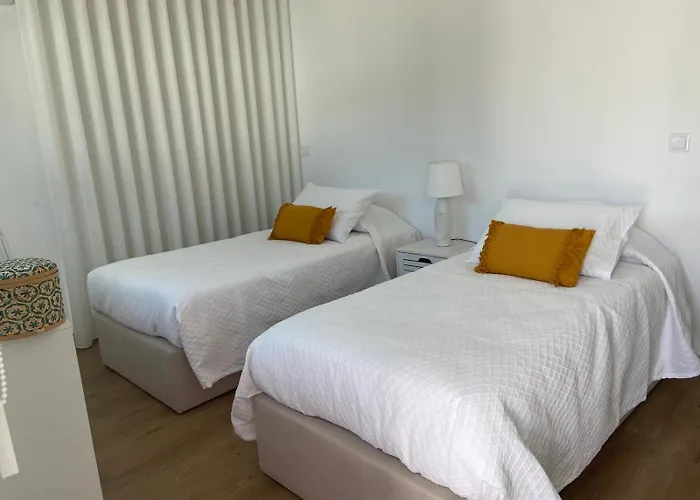 Casas Peralta - Outeiro * Arouca